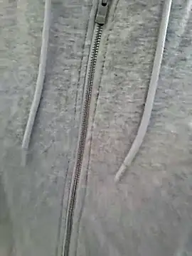 molozeb's cam snapshot