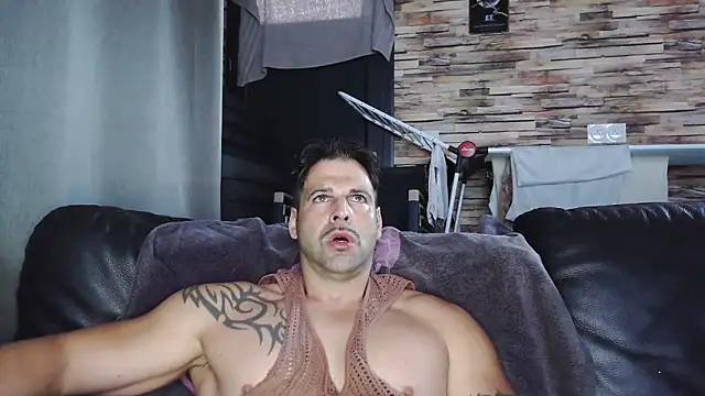 XxBigboybandxX's cam snapshot