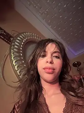 Queentaraf999 live sex cam