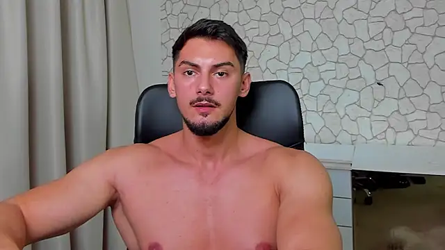 ClintMasters live sex cam