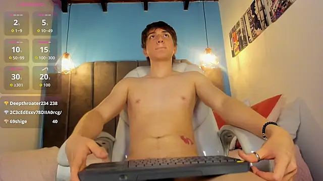 Oscar_fox_ live sex cam