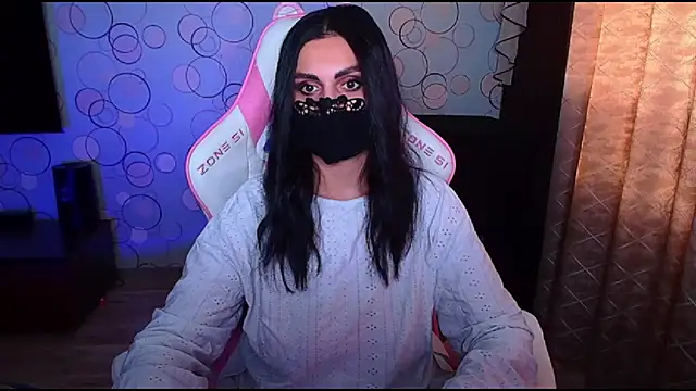 __Yasmina__'s cam snapshot