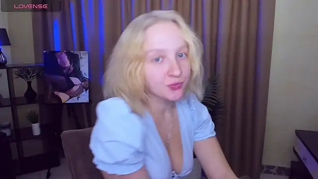 SummerPink's cam snapshot