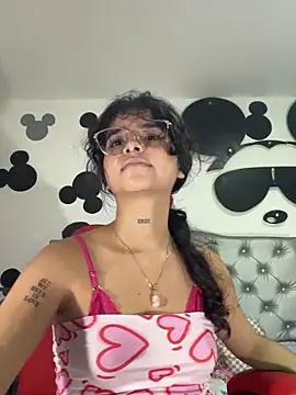 _vaiolet_owo's cam snapshot