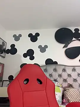 _vaiolet_owo's cam snapshot