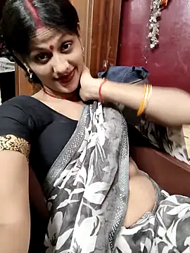 Eshwari_Chopra's cam snapshot