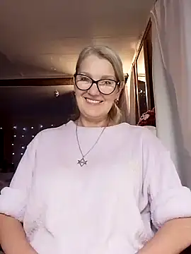 irinamaux live sex cam