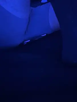 GenitalWars's cam snapshot