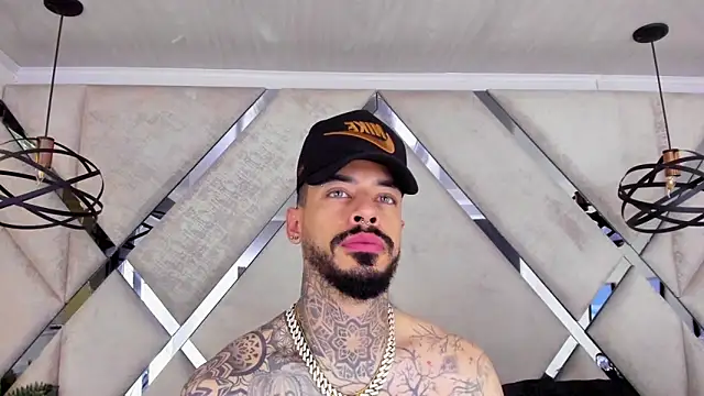 VinzenzRizzo's cam snapshot