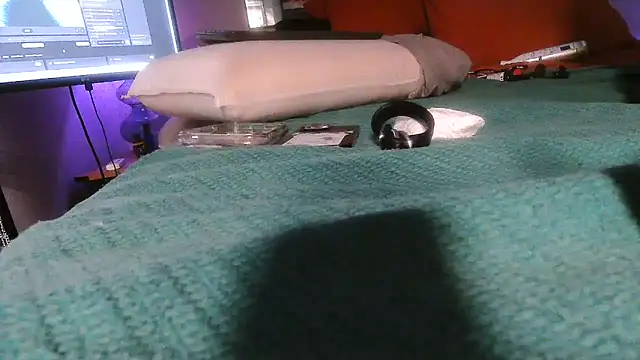 Girthywhereitmatters's cam snapshot