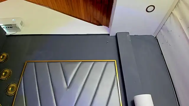 Foxy_Assh_'s cam snapshot