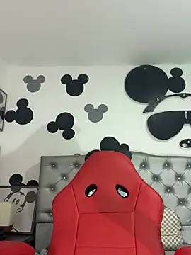 _vaiolet_owo's cam snapshot