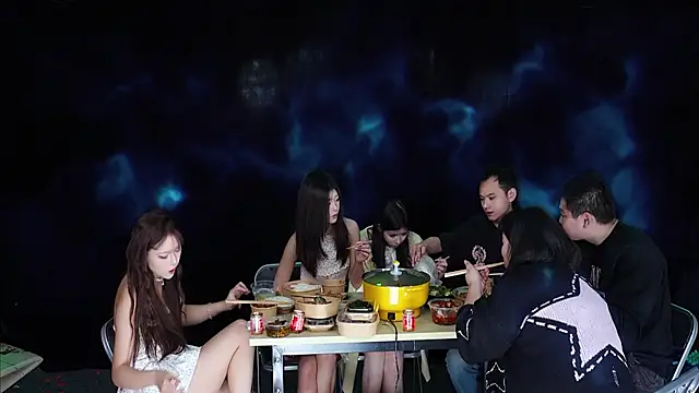 EYgirl222's cam snapshot