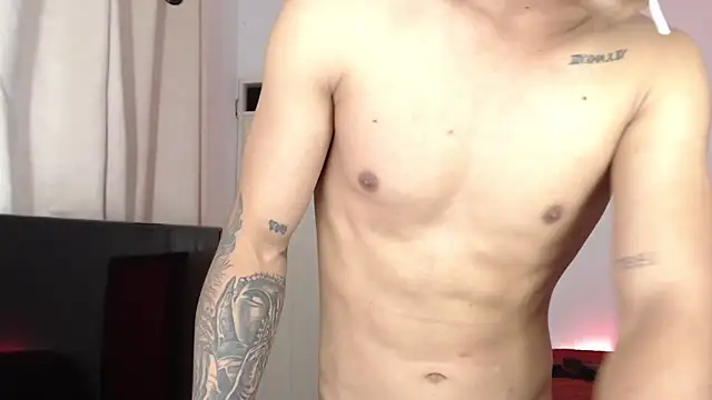 Alex_mojica live sex cam