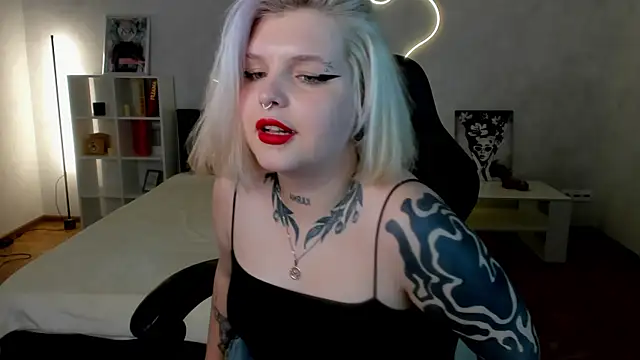 shadow_purr's cam snapshot