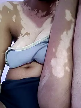 sweet_simmi's cam snapshot