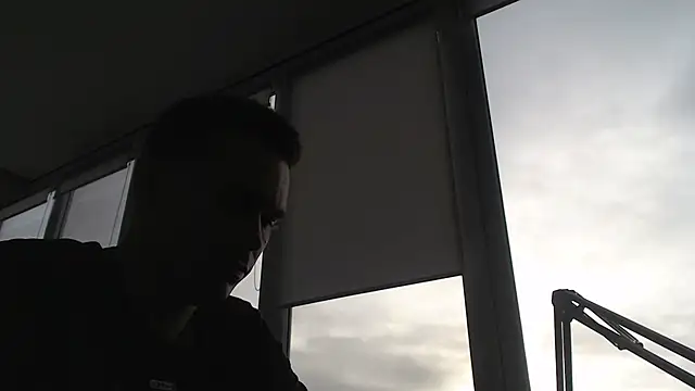 FreddyBredi live sex cam