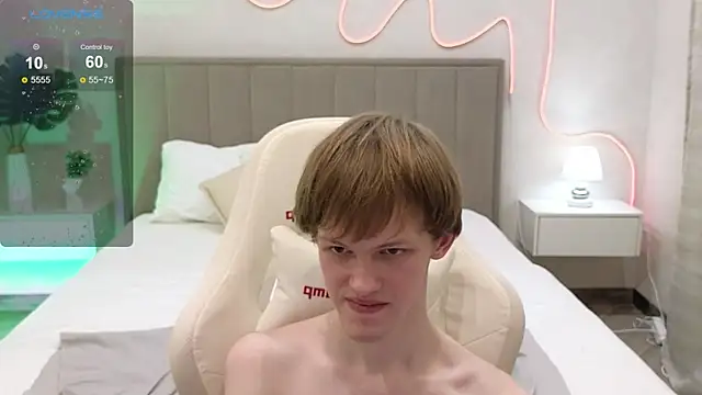 Fakeangel87 live sex cam