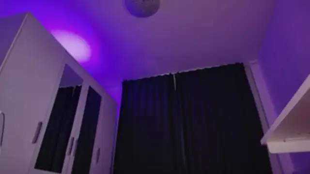 KaylaLaine's cam snapshot