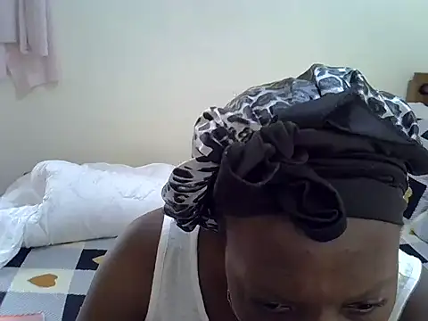 Sweet_Bear's cam snapshot