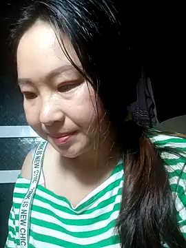 suki-lady's cam snapshot