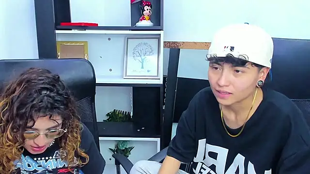 EmiliRouse_'s cam snapshot