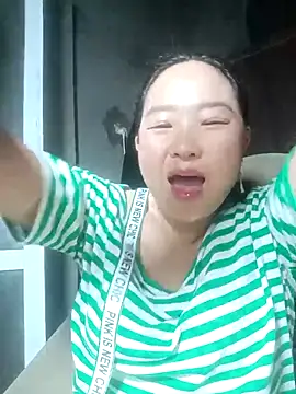 suki-lady's cam snapshot