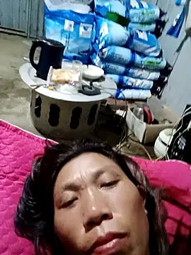 bella-la's cam snapshot