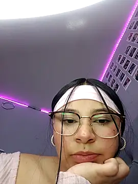 Anne_Mia's cam snapshot