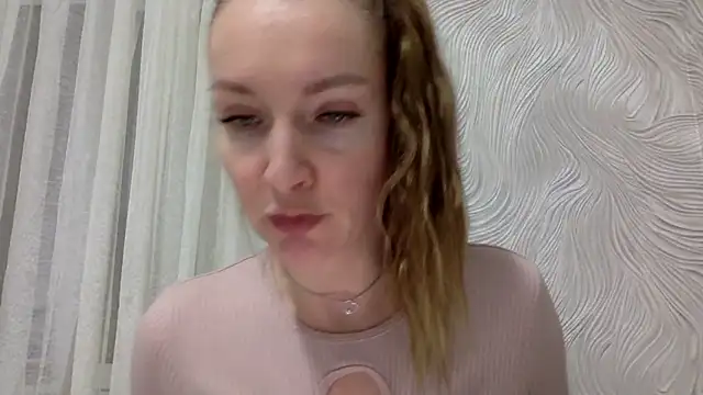 Varnyx's cam snapshot