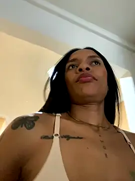 Luna025's cam snapshot