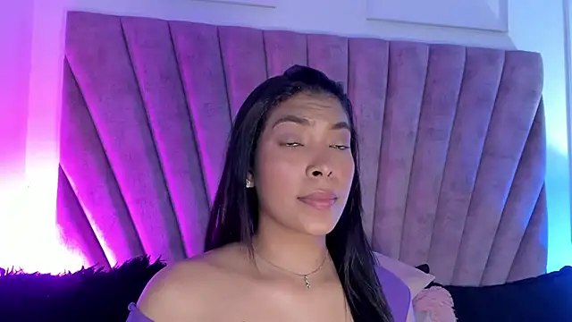 KarolRojas_'s cam snapshot