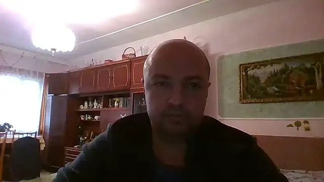 Luceriusbigass's cam snapshot