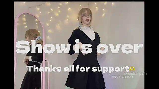 sweetuniporn's cam snapshot