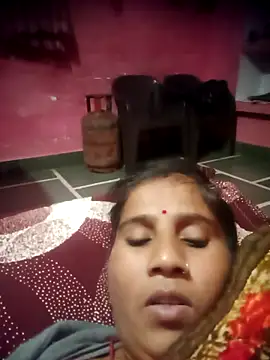 OliveGreen22's cam snapshot