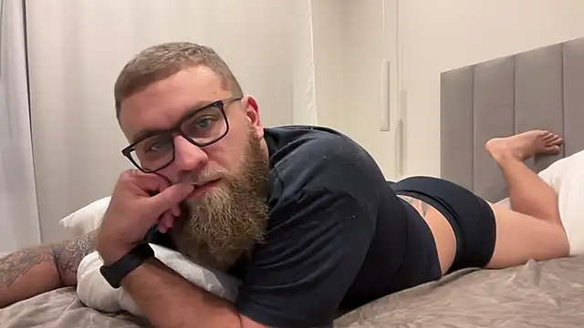 Bear_bear_'s cam snapshot