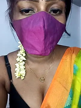 Tamil_kavinila's cam snapshot