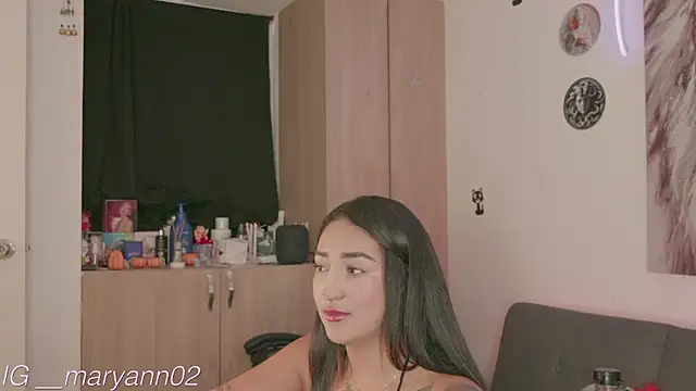 Maryann_jones's cam snapshot