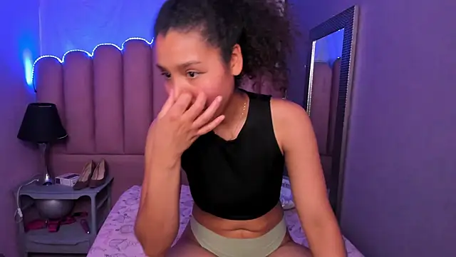 AriaVega's cam snapshot