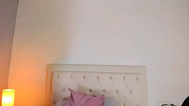 MELISSA_ALVAREZ's cam snapshot