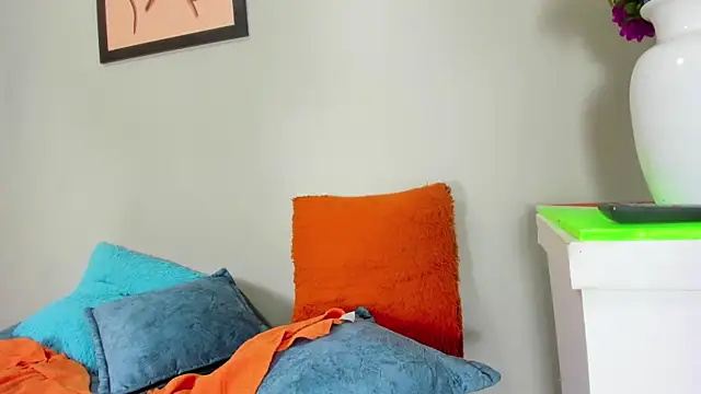 bella_sstone's cam snapshot