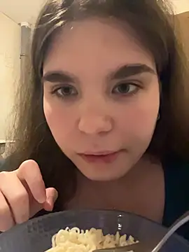 Mia_Brackenridge26's cam snapshot