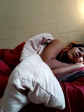 TickleMeKink's cam snapshot