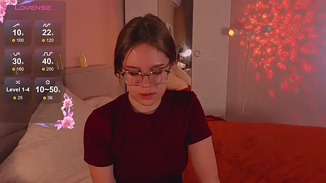 Mia_Luw's cam snapshot