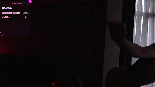 Varonica_Caprii's cam snapshot