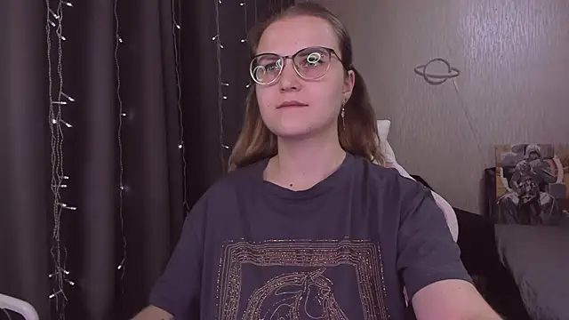 MissBrightShine's cam snapshot