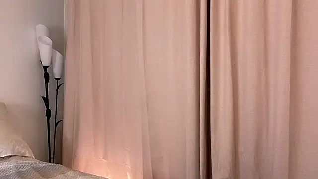 ArlineJanik's cam snapshot