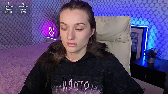 EmmySecret's cam snapshot