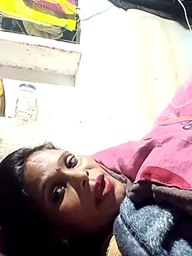 cute_diya_12's cam snapshot