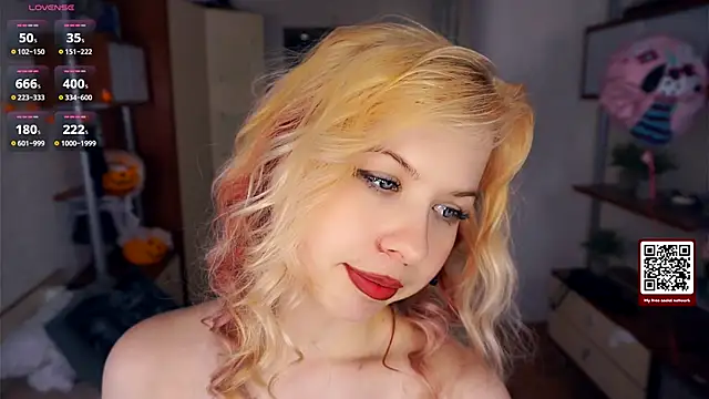 LynetHakes's cam snapshot